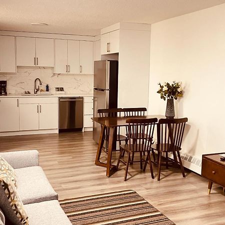 #202 Cozy Mountain View 2 Bedrooms In Dt Canmore Exterior photo