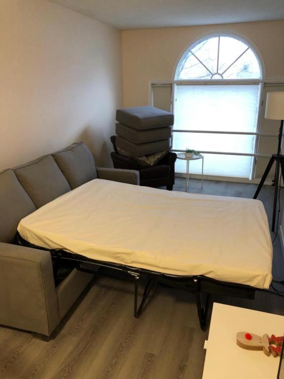 #202 Cozy Mountain View 2 Bedrooms In Dt Canmore Exterior photo